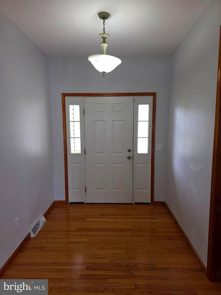 36 Arlberg Cir - Photo 2 of 22