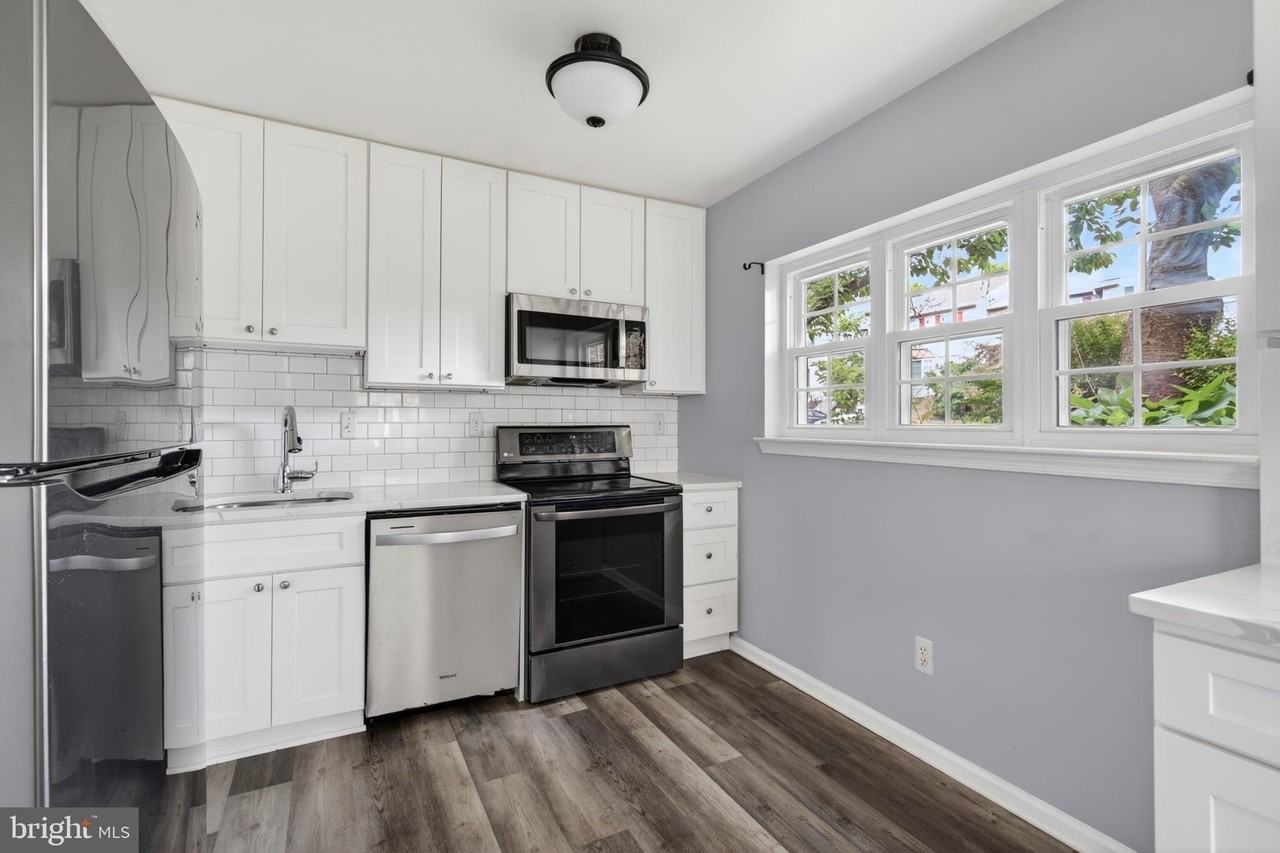 4194 Pleasant Meadow Ct #102C - Photo 6 of 34