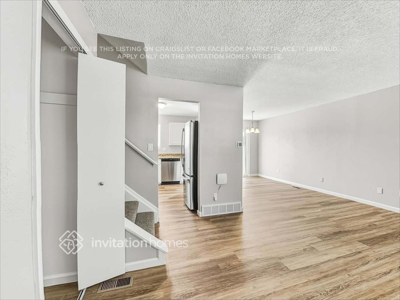 19064 E Eastman Ave - Photo 7 of 21