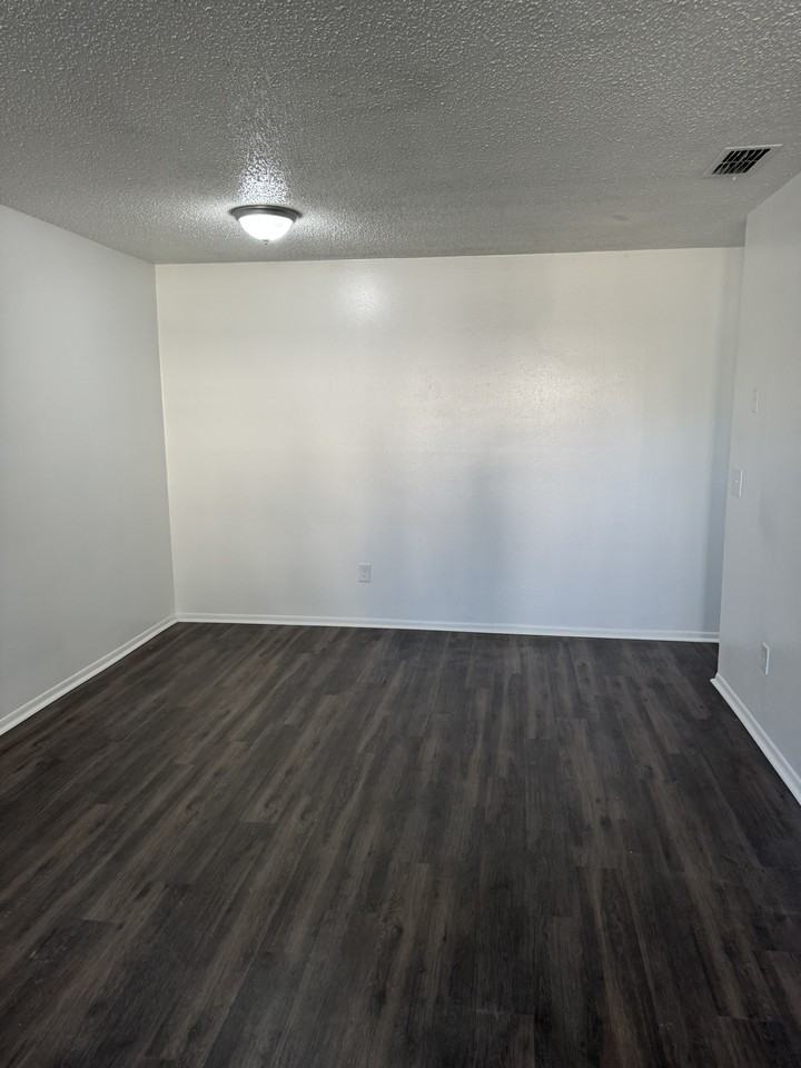 Channel View Condos - Photo 7 of 10