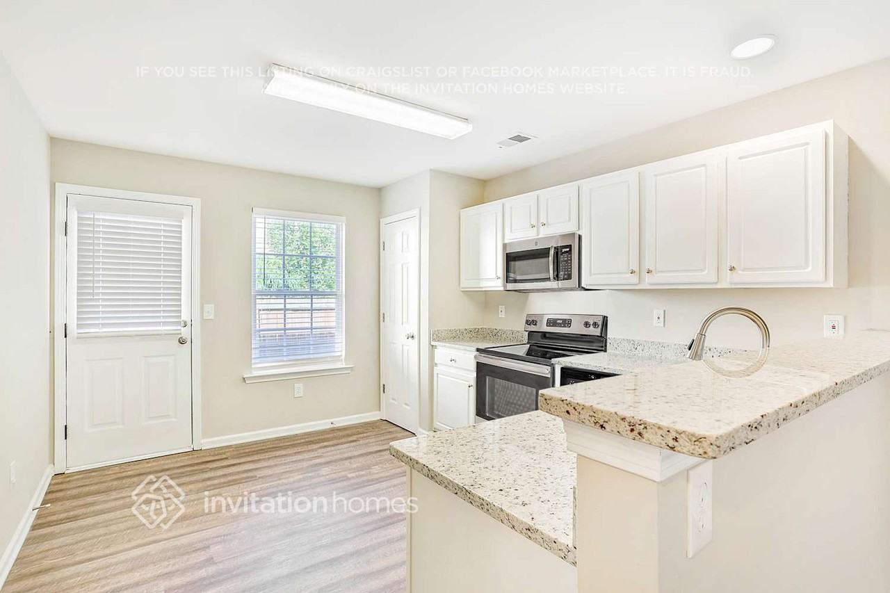 433 Kara Ln - Photo 4 of 21