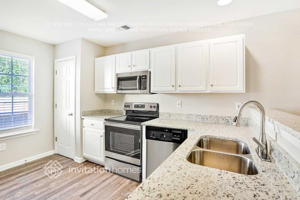 433 Kara Ln - Photo 6 of 21