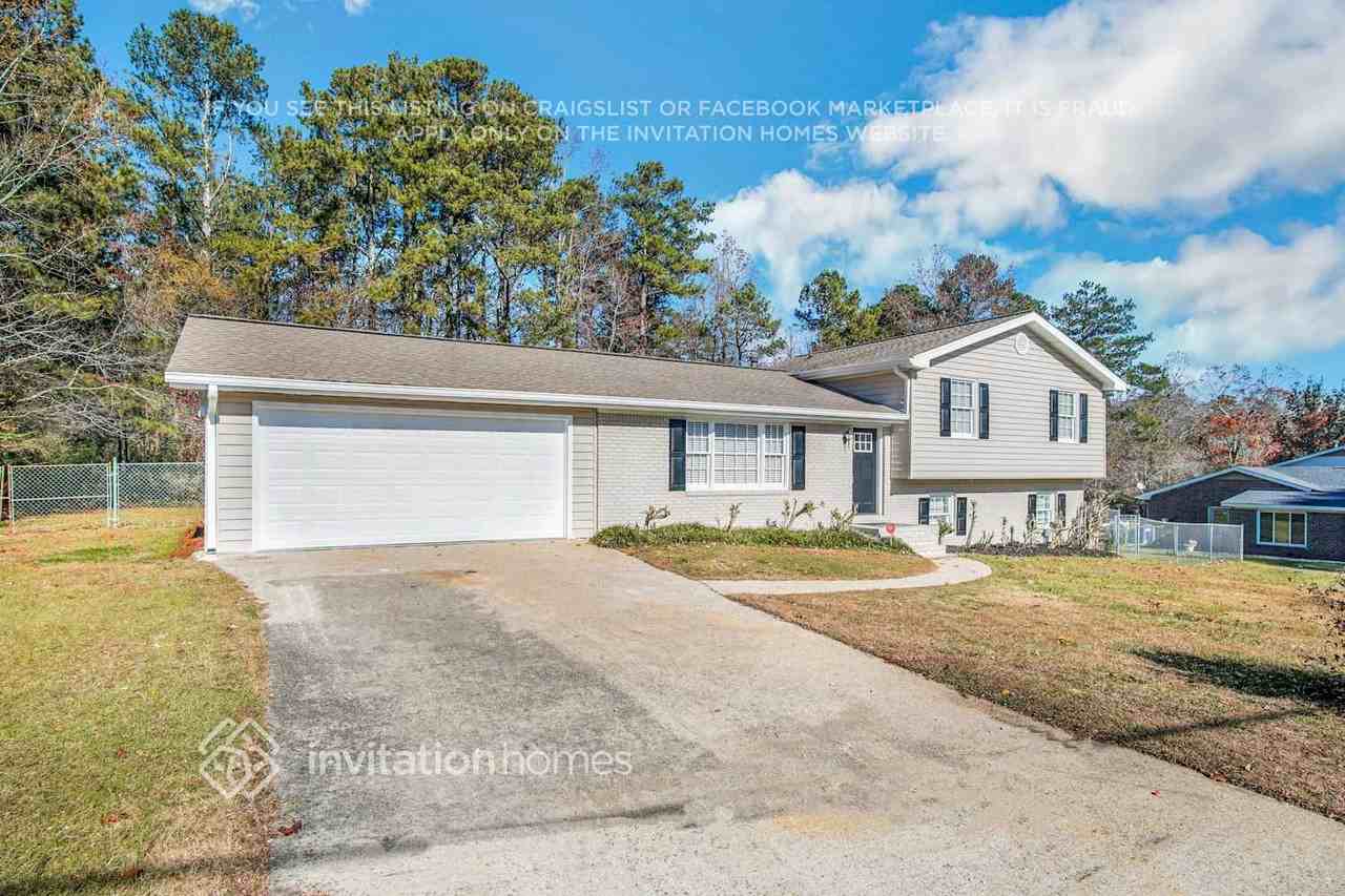 5906 Pine Hurst Way - Photo 2 of 25