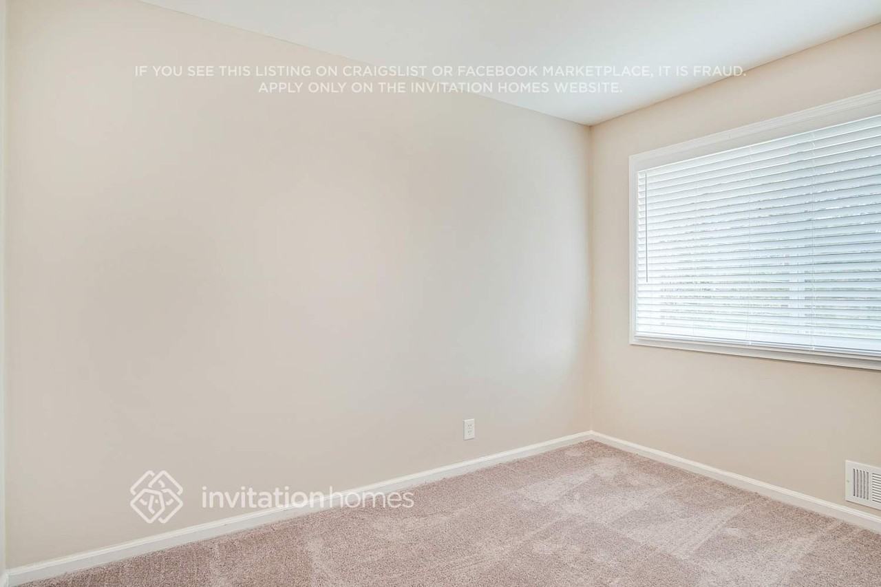 5795 Deerfield Trl - Photo 7 of 18