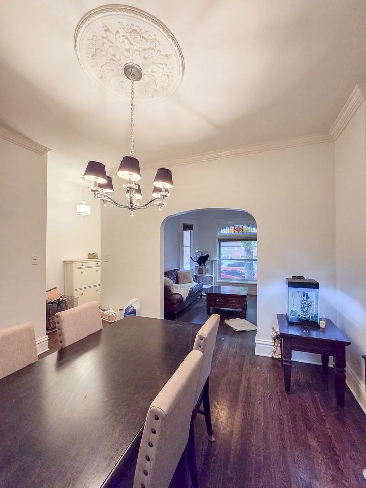 2505 N Racine Ave #1 - Photo 5 of 28