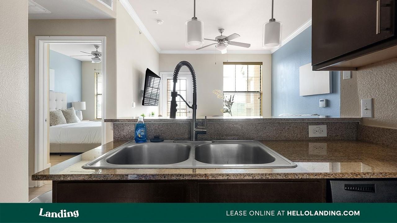 7500 I-35 - Photo 3 of 50