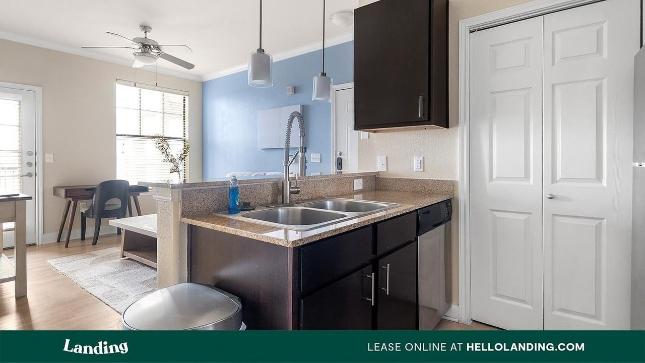 7500 I-35 - Photo 5 of 50