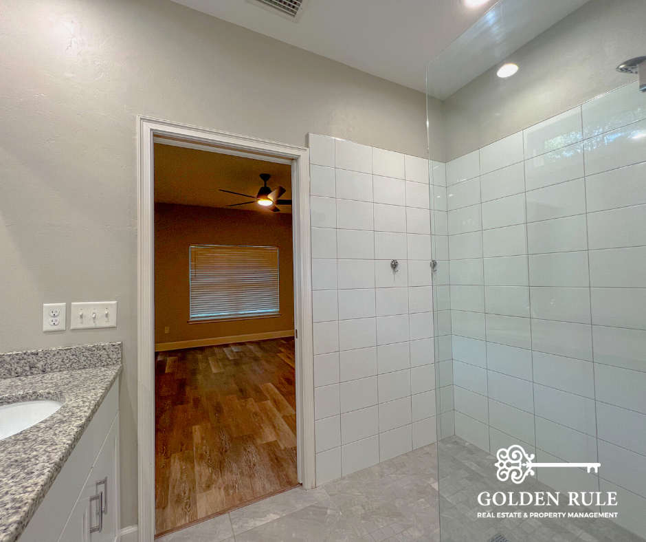 25726 Southwestavenue - Photo 3 of 12