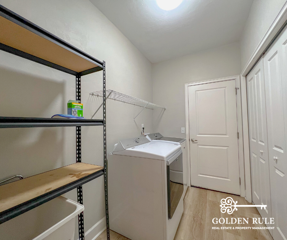 25726 Southwestavenue - Photo 6 of 12