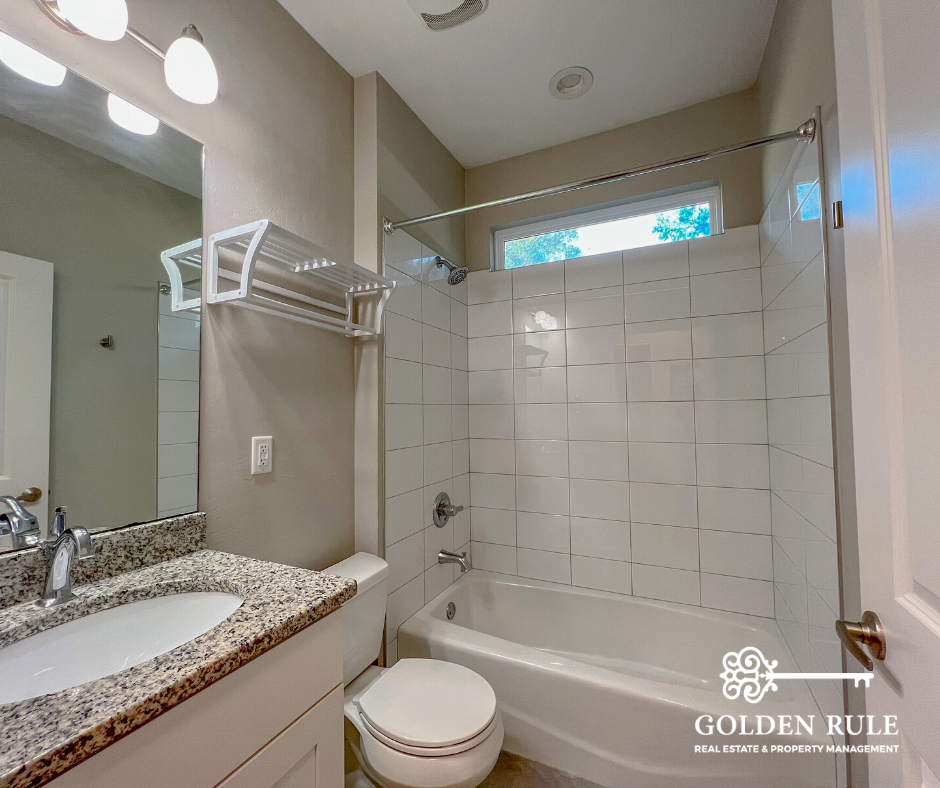 25726 Southwestavenue - Photo 2 of 12