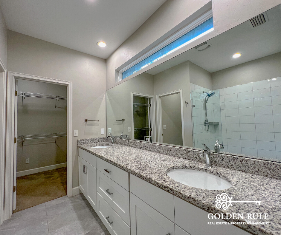 25726 Southwestavenue - Photo 7 of 12