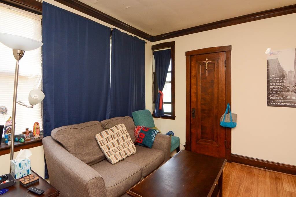 3613 N Paulina St #CA10 - Photo 2 of 20