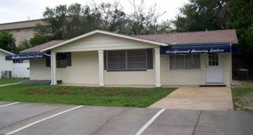 featured image of 18 N Melbourne St