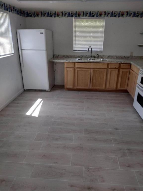 18 N Melbourne St - Photo 6 of 6