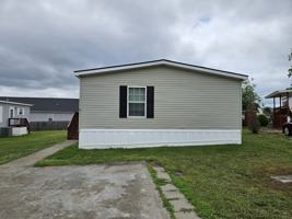 featured image of 94 Lynnwood Cir #43