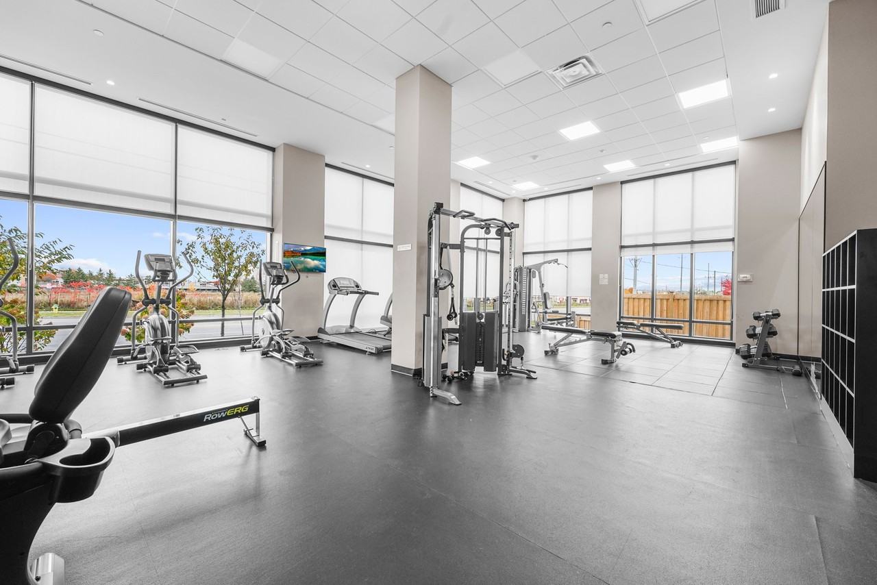 681 Yonge Street #227 - Photo 4 of 13