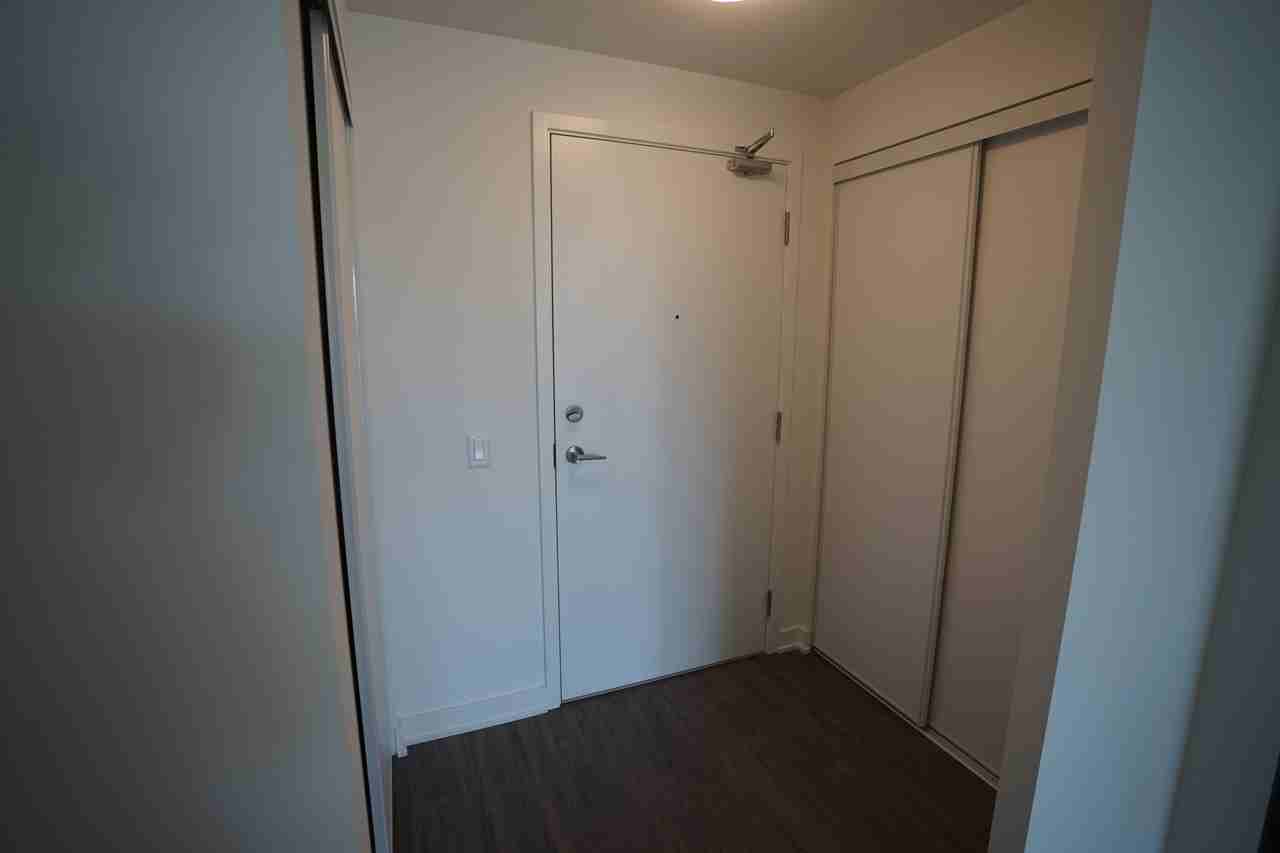 681 Yonge Street #227 - Photo 6 of 13