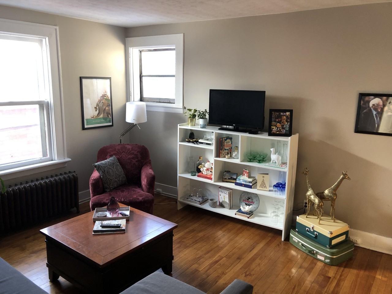127 Bell Street North #3 - Photo 3 of 12