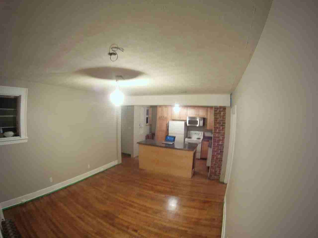 127 Bell Street North #3 - Photo 5 of 12