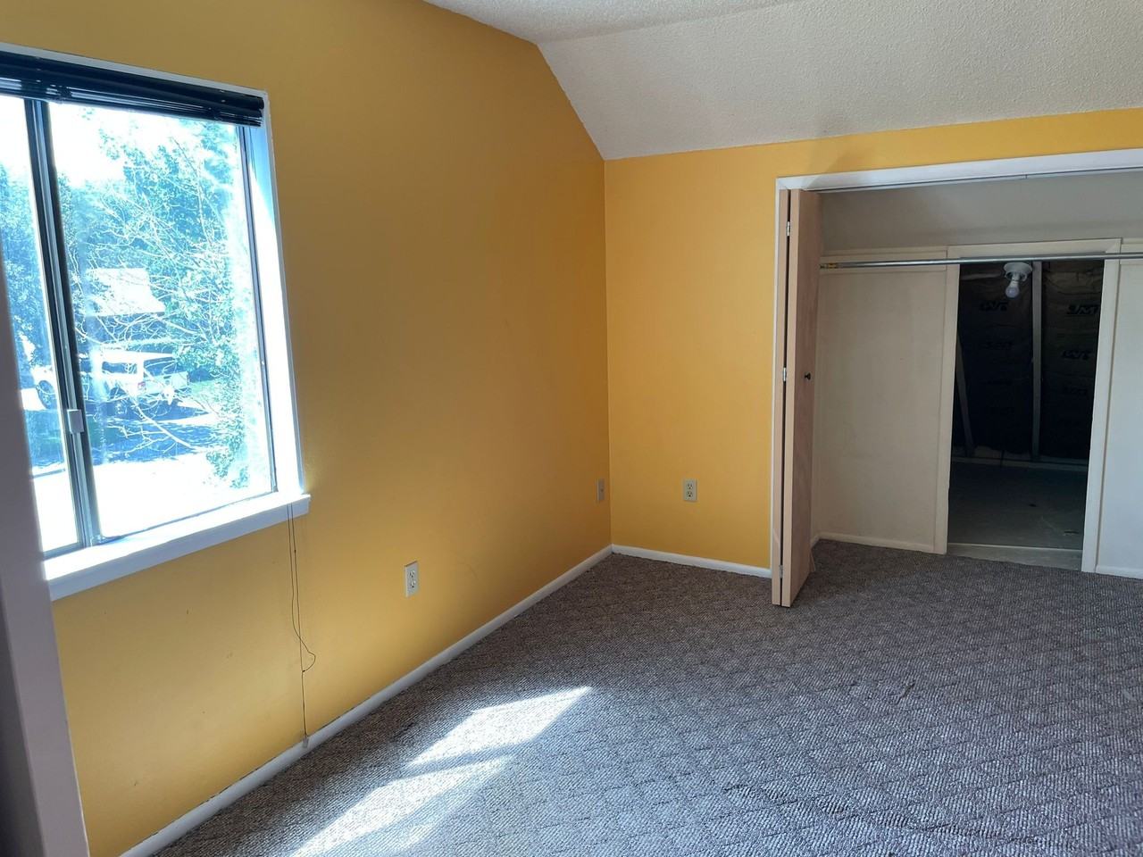 1603 Howard Ave - Photo 3 of 11
