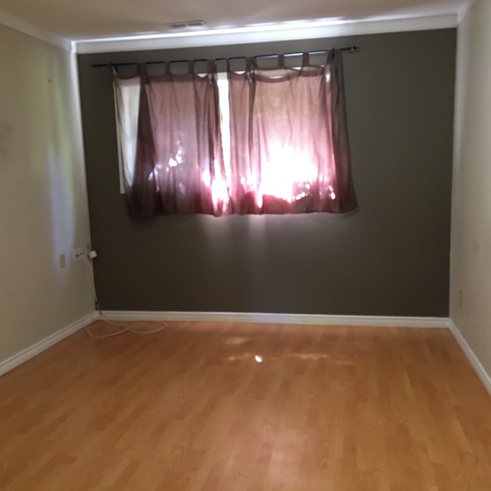 5379 4 Avenue - Photo 6 of 12