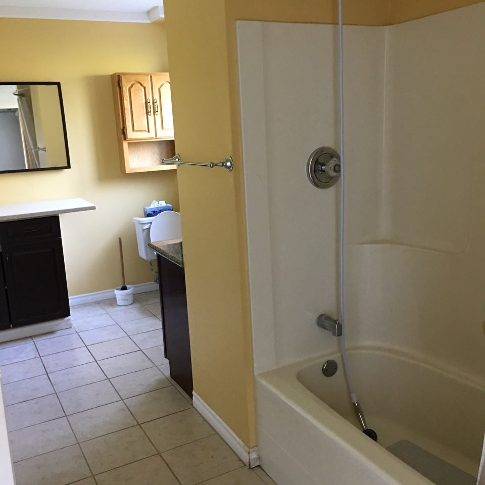 5379 4 Avenue - Photo 5 of 12