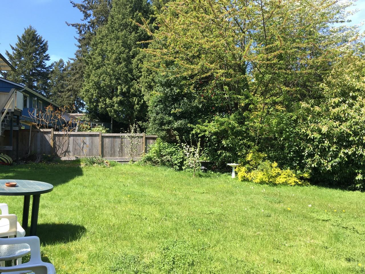 5379 4 Avenue - Photo 6 of 12