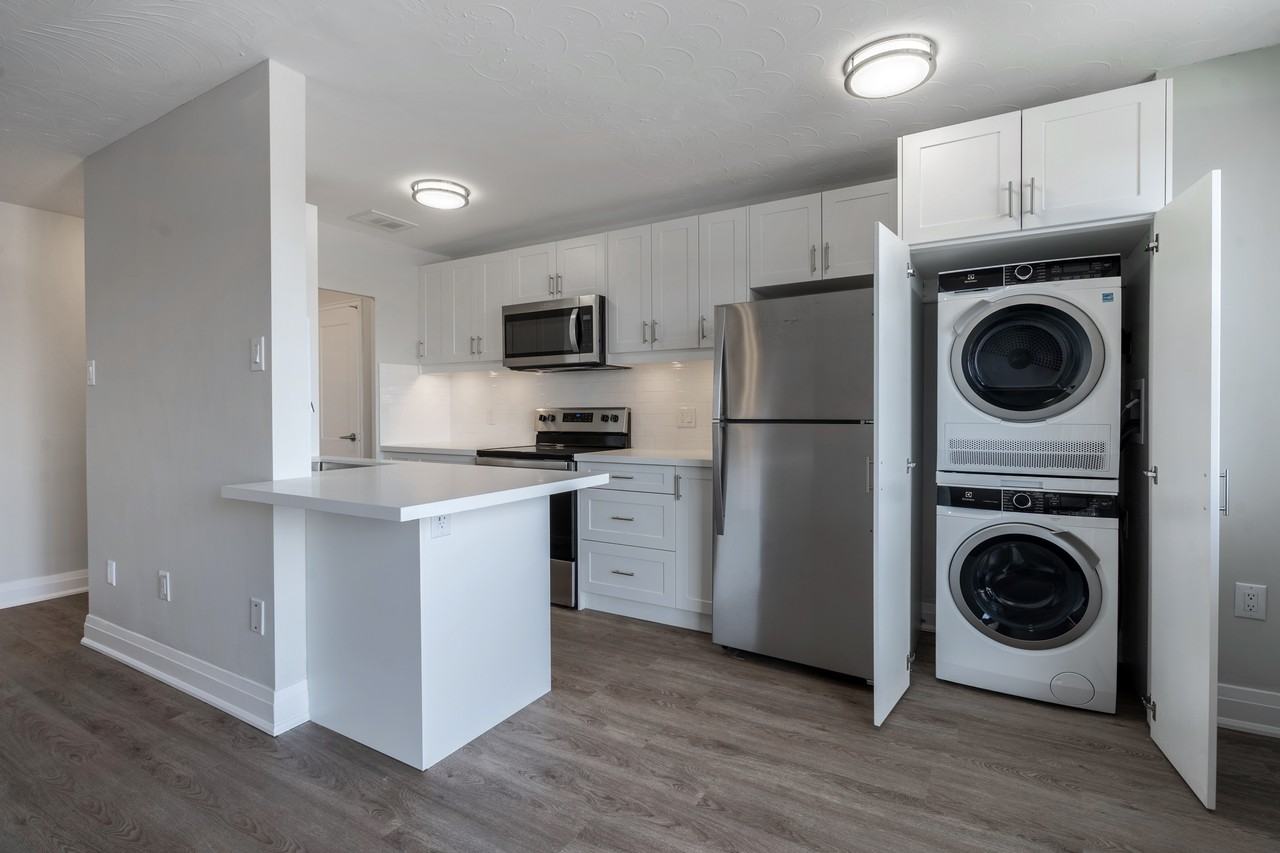 73 Clarence Street - Photo 3 of 9