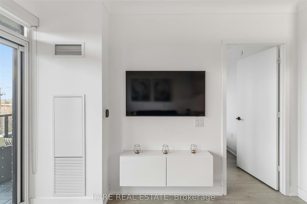 50 George Butchart Drive #219 - Photo 7 of 22