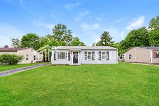4325 Beechmont Dr - Photo 1 of 1