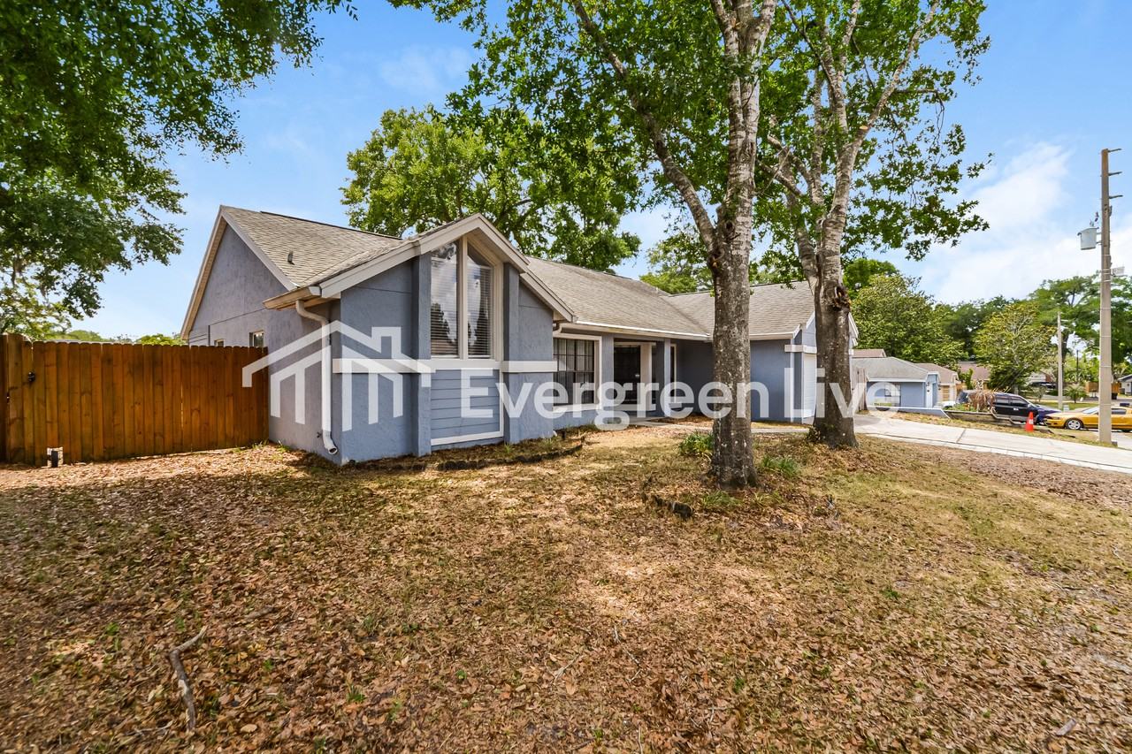 1244 Cherrybark Rd - Photo 2 of 15