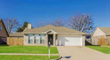 featured image of 2708 Star Avenue #House