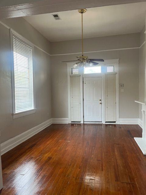 2436 Laharpe St - Photo 3 of 25