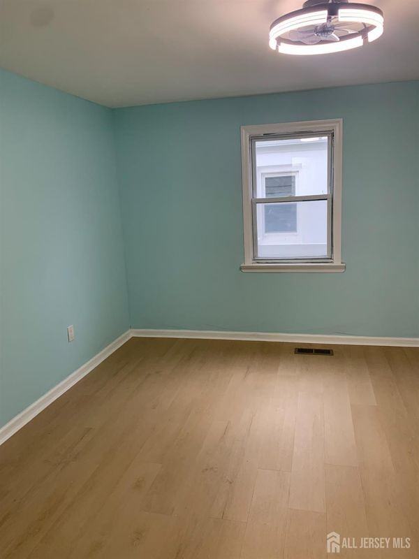 47 Holly St ##1 - Photo 2 of 27