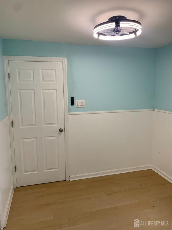 47 Holly St ##1 - Photo 7 of 27