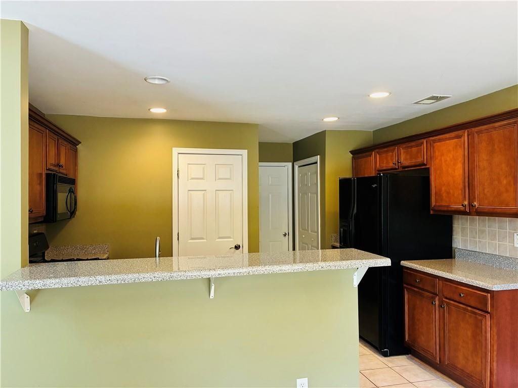 2610 Gatewater Ct - Photo 7 of 27