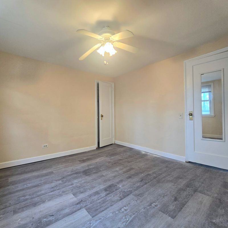 592 Sherman Ave ##D1 - Photo 4 of 9