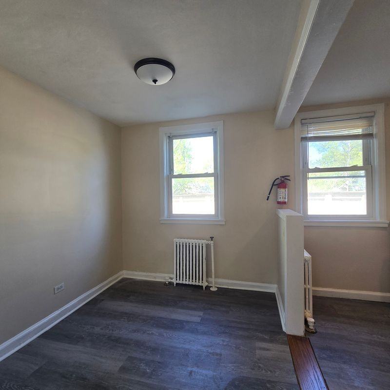 592 Sherman Ave ##D1 - Photo 5 of 9