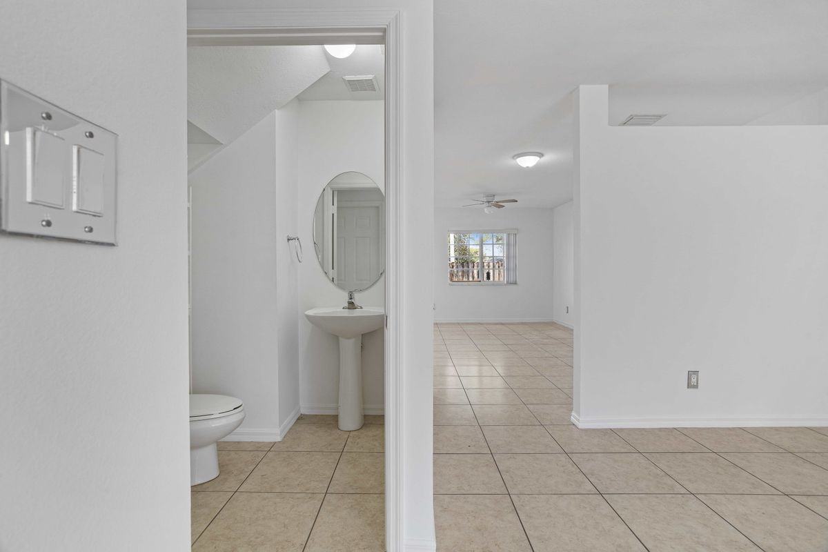 330 Sw 2nd Ave ##3 - Photo 5 of 32