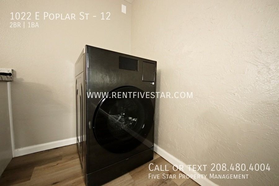 1022 E Poplar St #12 - Photo 6 of 14