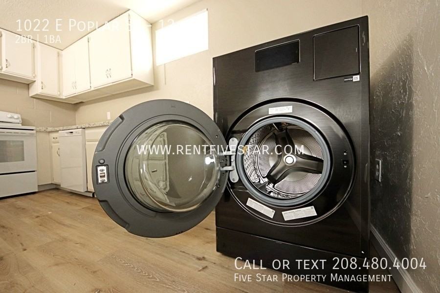 1022 E Poplar St #12 - Photo 7 of 14