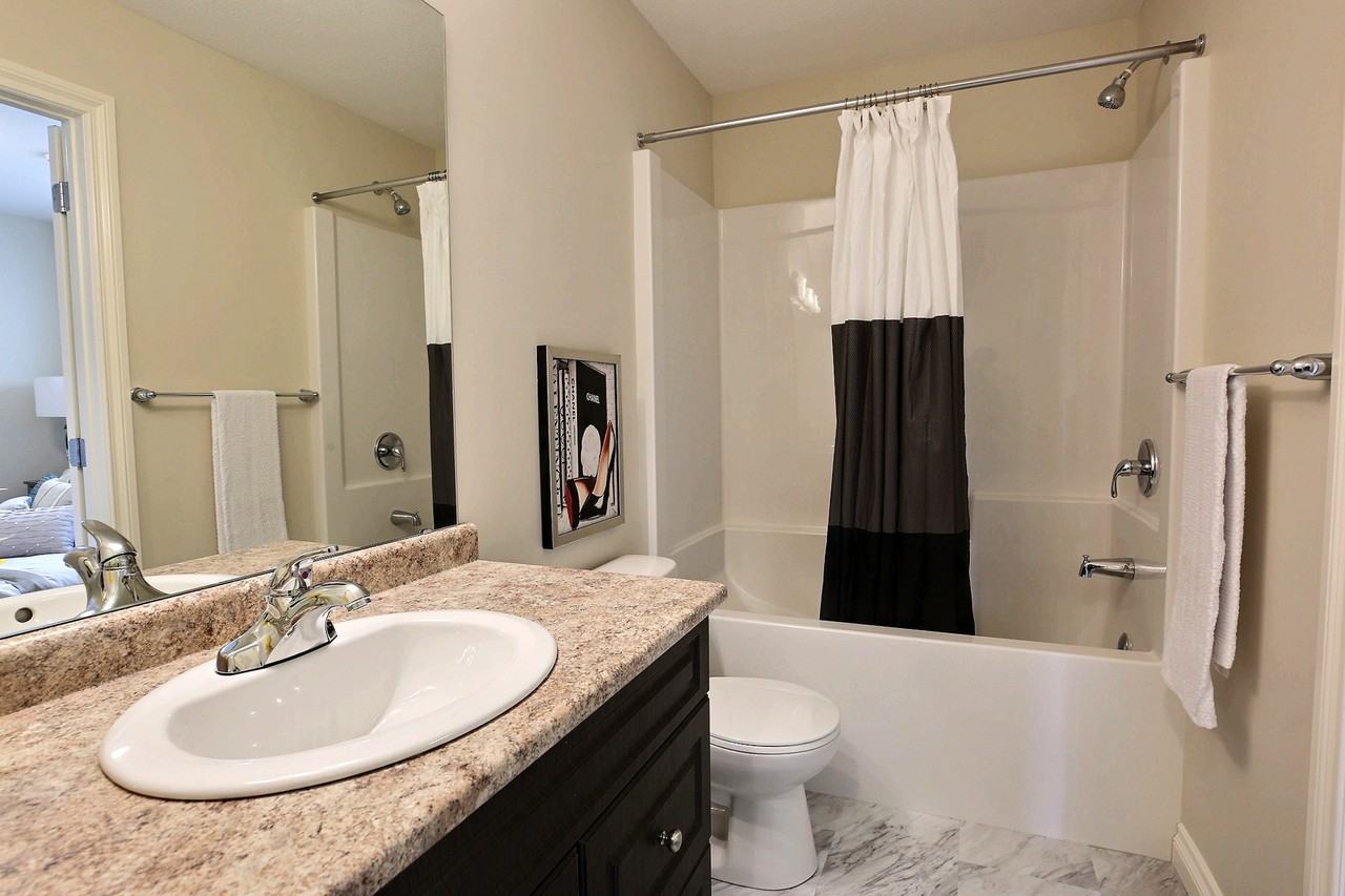 Harbour Landing Vedette Duplexes 20 - Photo 2 of 11