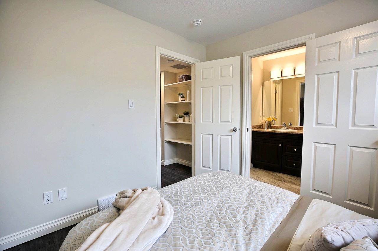 Harbour Landing Vedette Duplexes 20 - Photo 4 of 11