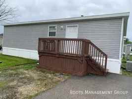 featured image of 4 Ronald Dr #R4