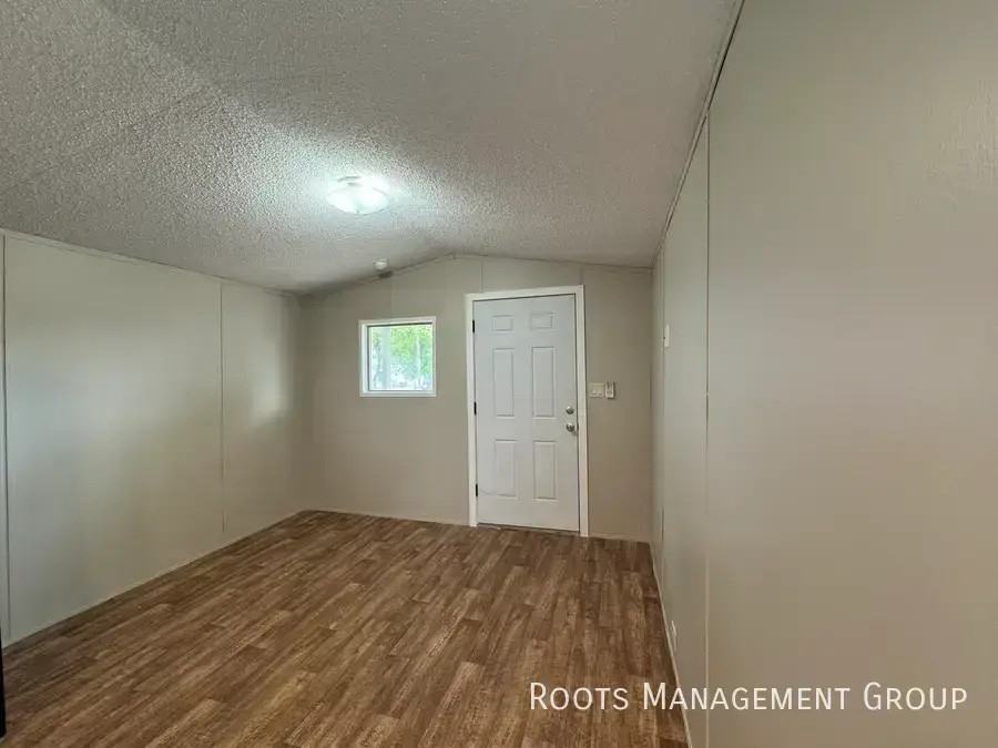 3707 E US Business 83, #39 #39 - Photo 4 of 19
