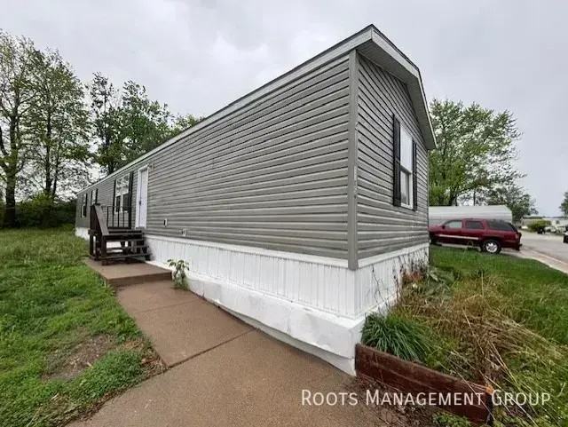 1105 W Mactavish Rd - Photo 2 of 21