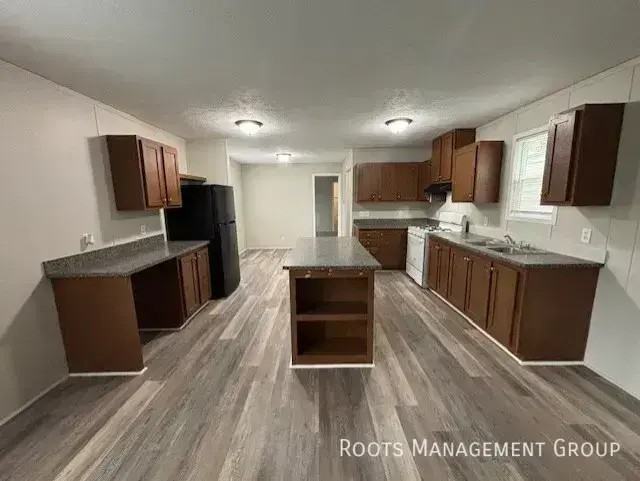1105 W Mactavish Rd - Photo 6 of 21