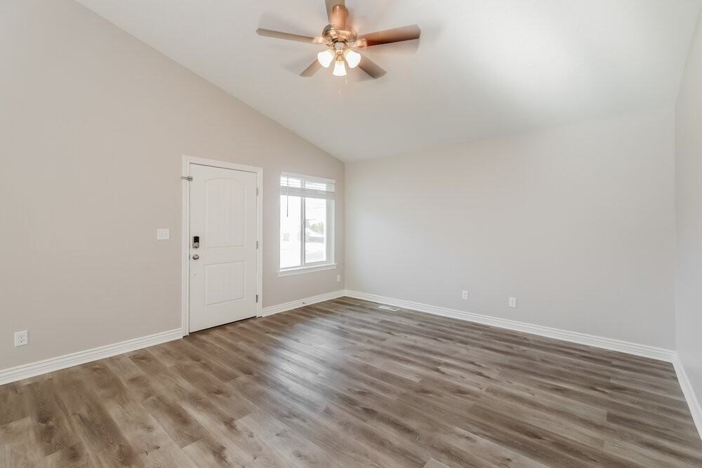 1681 E Tumwater Ln - Photo 6 of 20