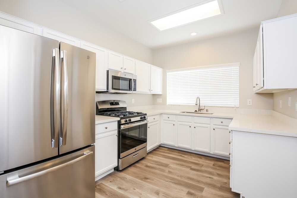 7728 Donald Nelson Ave - Photo 6 of 16