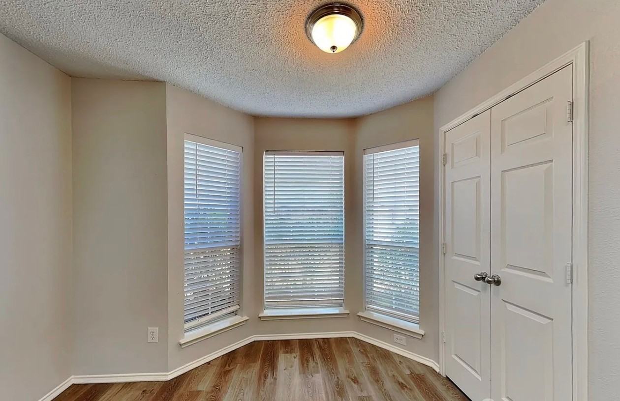 10220 Dallam Lane - Photo 2 of 16